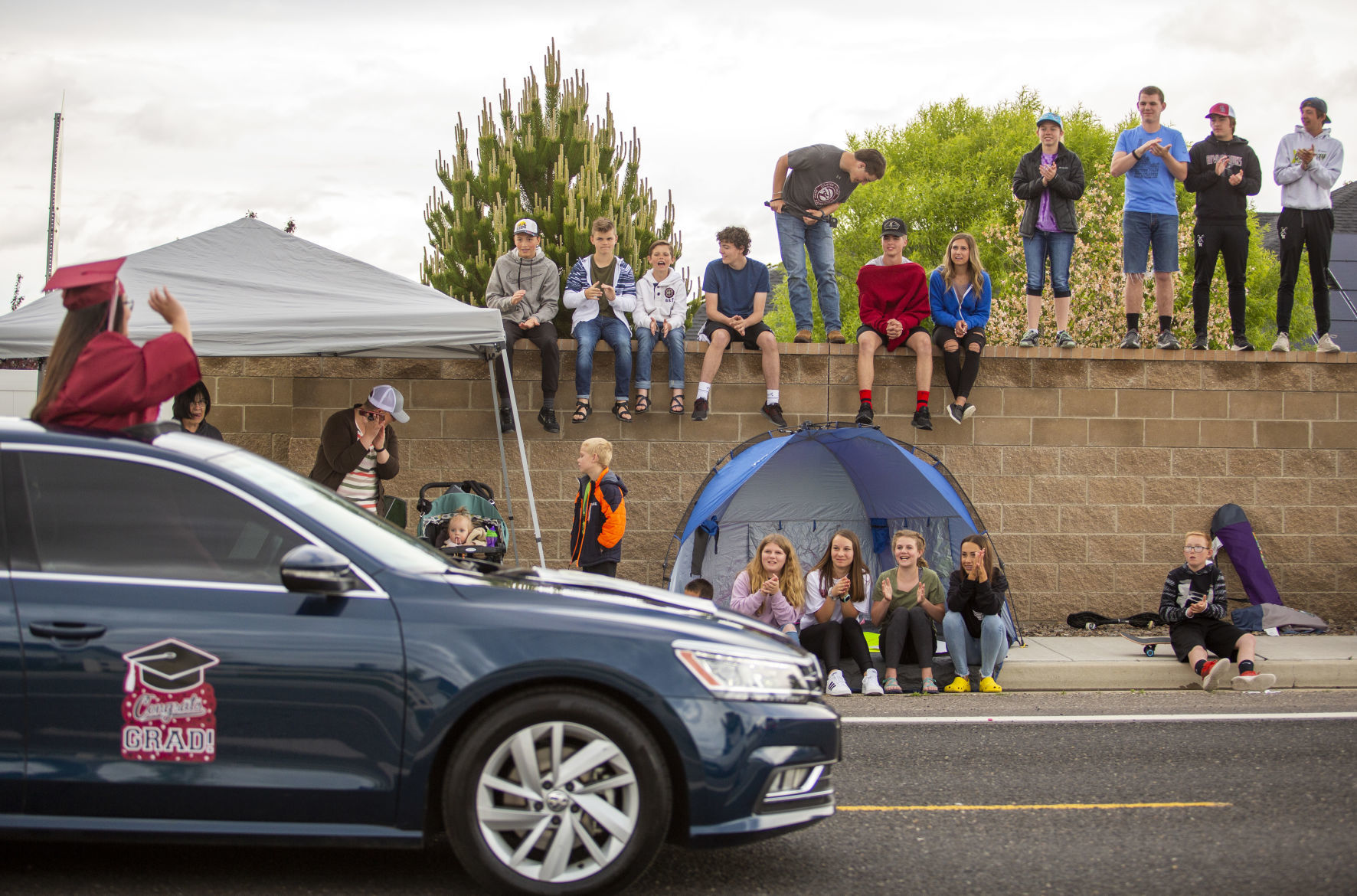 Canyon Ridge seniors honored in graduation parade